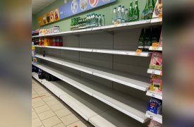 Ни воды, ни гречки: туляки жалуются на пустые полки магазинов