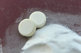 Наркоторговец из Новомосковска попался с 1,5 кг норкотиков и психотропов