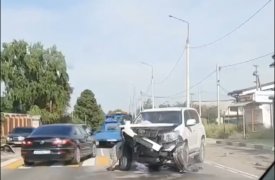 Серьезное ДТП под Тулой: столкнулись Toyota Land Cruiser и Ford Focus