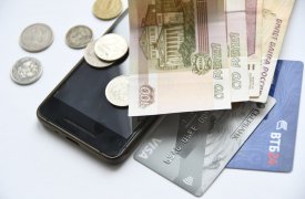 67-летняя тулячка нашла чужую карту и потратила с нее больше 3 тысяч рублей