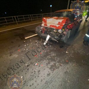 На трассе М-2 в Щекинском районе пьяный водитель на Volkswagen врезался в стоящий Mercedes
