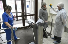 В Тульской области выявили 28 случаев заноса коронавируса на предприятия и в школы