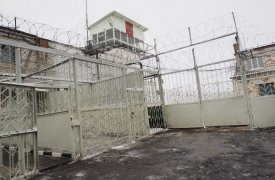 Узловчанин проведет 9 лет в колонии строгого режима за жестокое убийство знакомого