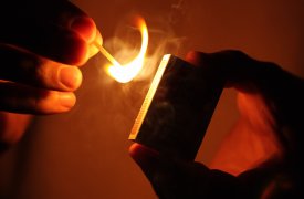 Ревнивый туляк облил жену бензином и угрожал поджечь