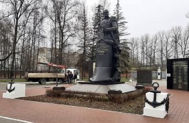 Памятник Рудневу в тульском Заречье получил новые якоря