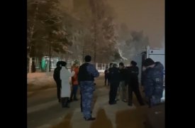 Следком возбудил два уголовных дела после стрельбы у кафе в Суворове