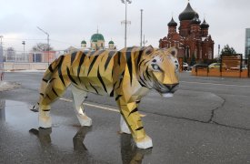 В Туле на площади Ленина установили символ наступающего года - полигонального тигра