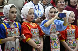 Родителей в Тульской области не пустят на новогодние утренники детей