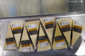 В Туле на Фрунзенском рынке нашли и уничтожили санкционные сыры