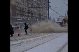 Тульская прокуратура начала проверку случая со снегочисткой, окатившей людей валом грязного снега