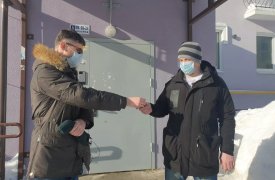 В Туле победитель викторины «Иммунитет+» получил ключи от квартиры в Северной Мызе