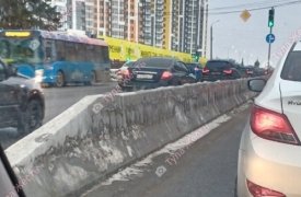 Туляки пожаловались на небезопасные ограждения на улице Оборонной