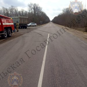 В Кимовском районе Audi столкнулся с автопоездом: водителя госпитализировали