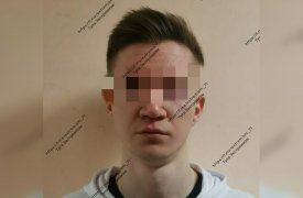 В Туле задержали мужчину, облившего кетчупом чужую машину с наклейкой «Сила V правде»