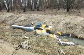 В Заокском районе у деревни Татарские хутора обнаружили свалку мебели и пластика