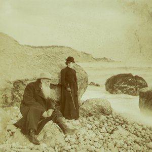 Туляков приглашают на лекцию о фотографиях семьи Льва Толстого
