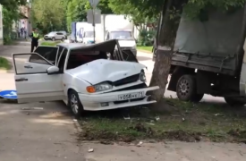 В ДТП с участием ВАЗа и ГАЗа в Щекино Тульской области пострадал 22-летний парень