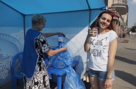 4 июня в Туле из-за жары вновь раздают бесплатную воду