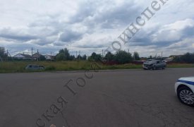 Два «ВАЗа» не поделили дорогу на выезде из Узловой Тульской области