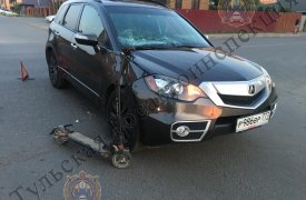 В Пролетарском округе Тулы автоледи сбила мужчину на электросамокате
