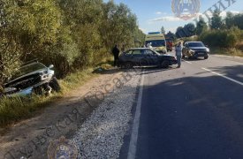 Неудачный маневр: развернулся на трассе в Тульской области и попал в ДТП