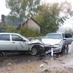 В столкновении двух «ВАЗов» в Донском Тульской области пострадали два человека
