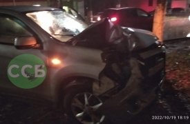 Водитель «Мицубиши» на скорости влетел в маршрутку с пассажирами в Богородицке Тульской области