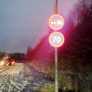 В Тульской области начали устанавливать дорожные знаки с подсветкой