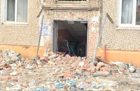 В Ефремове снесут первый подъезд разрушенного дома