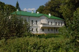 На длинные июньские выходные меняется график работы музея-усадьбы 