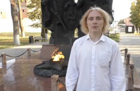 В Туле подросток решил прикурить от Вечного огня и попал в полицию
