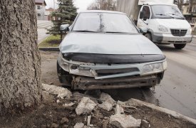 В столкновении двух легковушек на улице Металлургов в Туле пострадала женщина