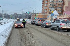 В Туле автоинспекторы помогли врачу одного из медицинских учреждений вовремя попасть на работу