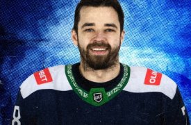 Ильдар Шиксатдаров пополнил ряды тульского хоккейного «АКМ»