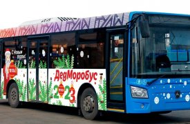 Новогодний автобус «Дедморобус» выходит на улицы Тулы