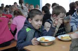 Роспотребнадзор нашел фальсификат в тульских школьных столовых