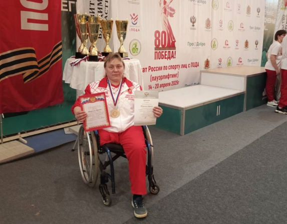 Тульская спортсменка завоевала серебро чемпионата России по пауэрлифтингу спорта лиц с ПОДА