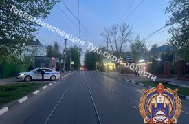В Туле женщина попала под колеса мопеда на улице Фридриха Энгельса