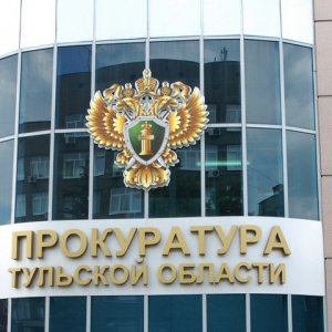 Допустивший смерть коллеги водитель мусоровоза предстанет перед судом в Тульской области