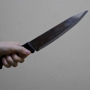Зарезавшую возлюбленного из-за ревности жительницу Киреевска отправили в колонию