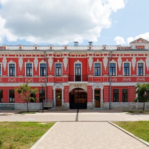 «Не просто секретарь»: туляков приглашают примерить роль ассистента Льва Толстого