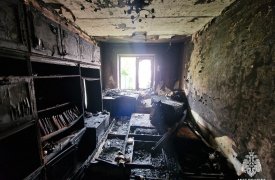 Ефремовские огнеборцы спасли жильцов горящей квартиры
