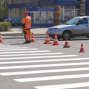 В Туле обновляют дорожную разметку