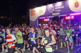 Забег «Ночная Тула» собрал 2500 бегунов на улицах исторического центра города