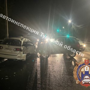 Пьяный водитель Toyota устроил тройное ДТП на Московском шоссе в Туле