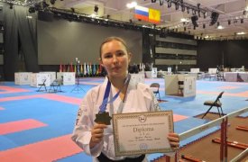 Тульская каратистка завоевала медали чемпионата мира в Новочебоксарске