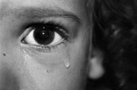 Житель Тульской области обидевшись на бывшую жену, избил её 6-летнюю дочь