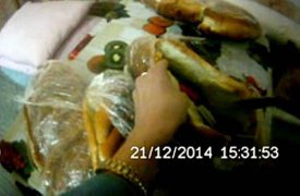 Сотрудники тульской колонии обнаружили в батонах 18 запеченных мобильников
