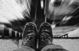 В Туле 22-летний мужчина упал с крыши дома