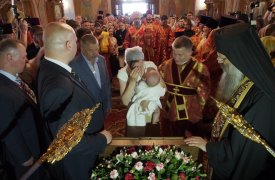 Мощи Георгия Победоносца в Туле встречали с георгиевскими лентами в руках